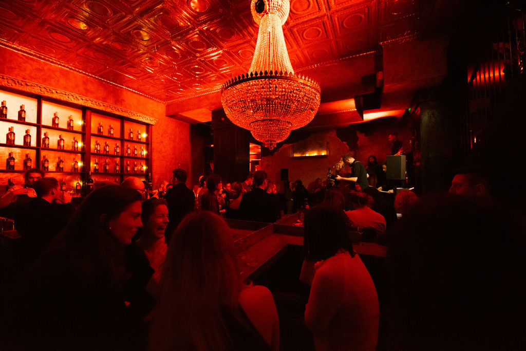 CAMPARI 100 years of Negroni